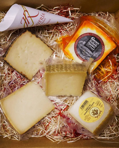 Lote «Tabla Degustación de Quesos de Andalucía» (1 kg aprox.)