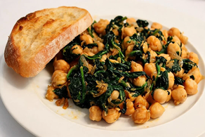 Espinacas con garbanzos (Ración 250 gr aprox)